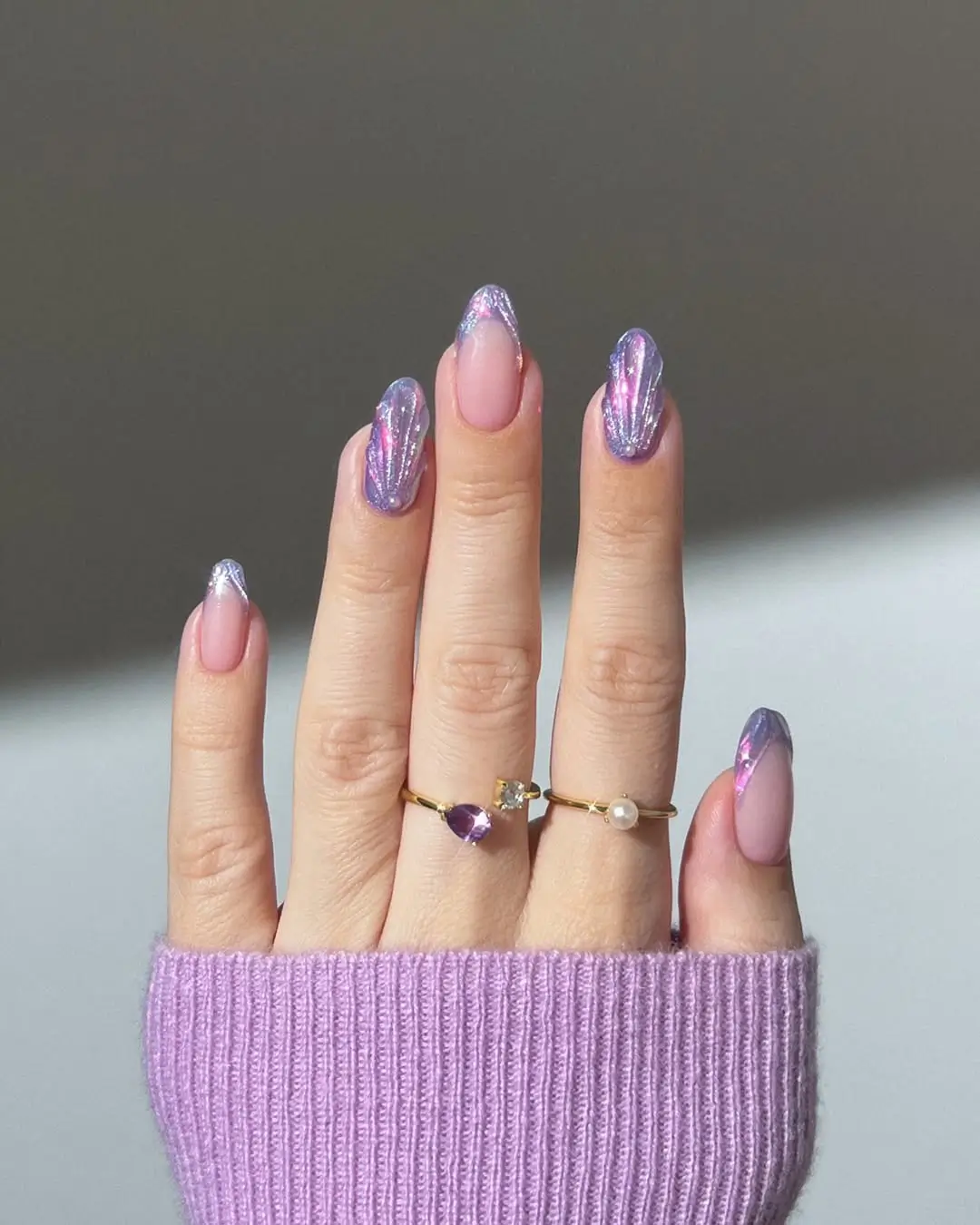 Iridescent Shell Shimmer