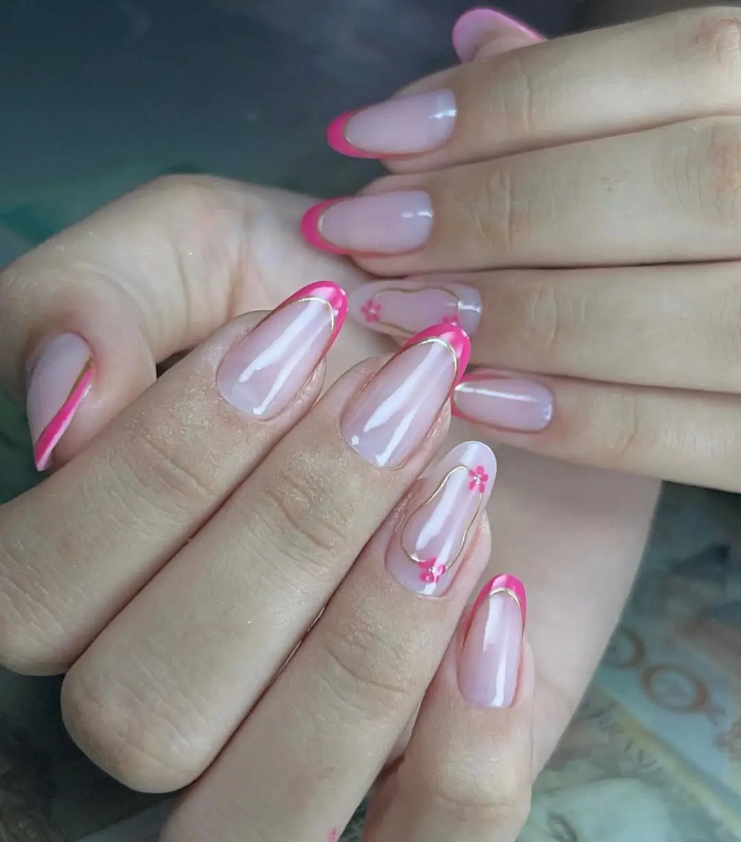 Pink and Gold Outline French Tips