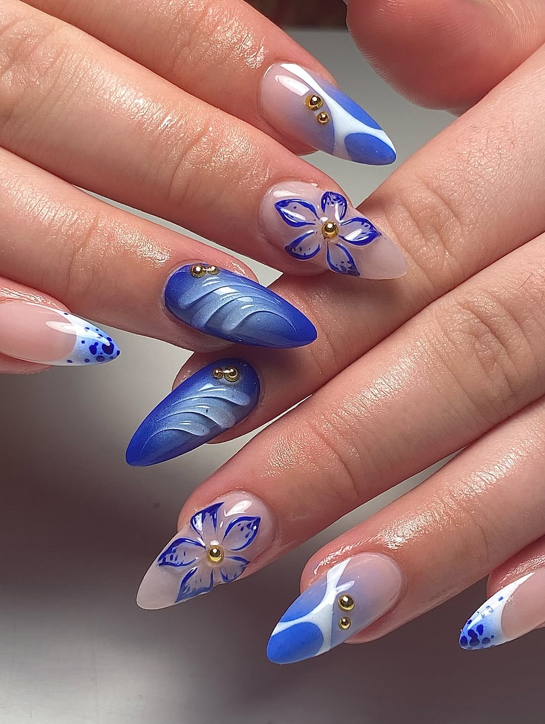 3D Wavy Patterns and Floral Accents