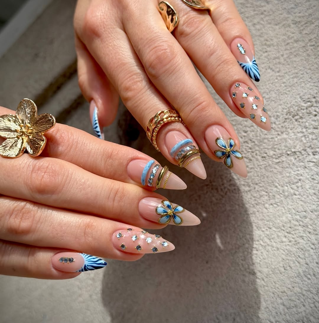 Azure 3D Flowers and Textured Rings
