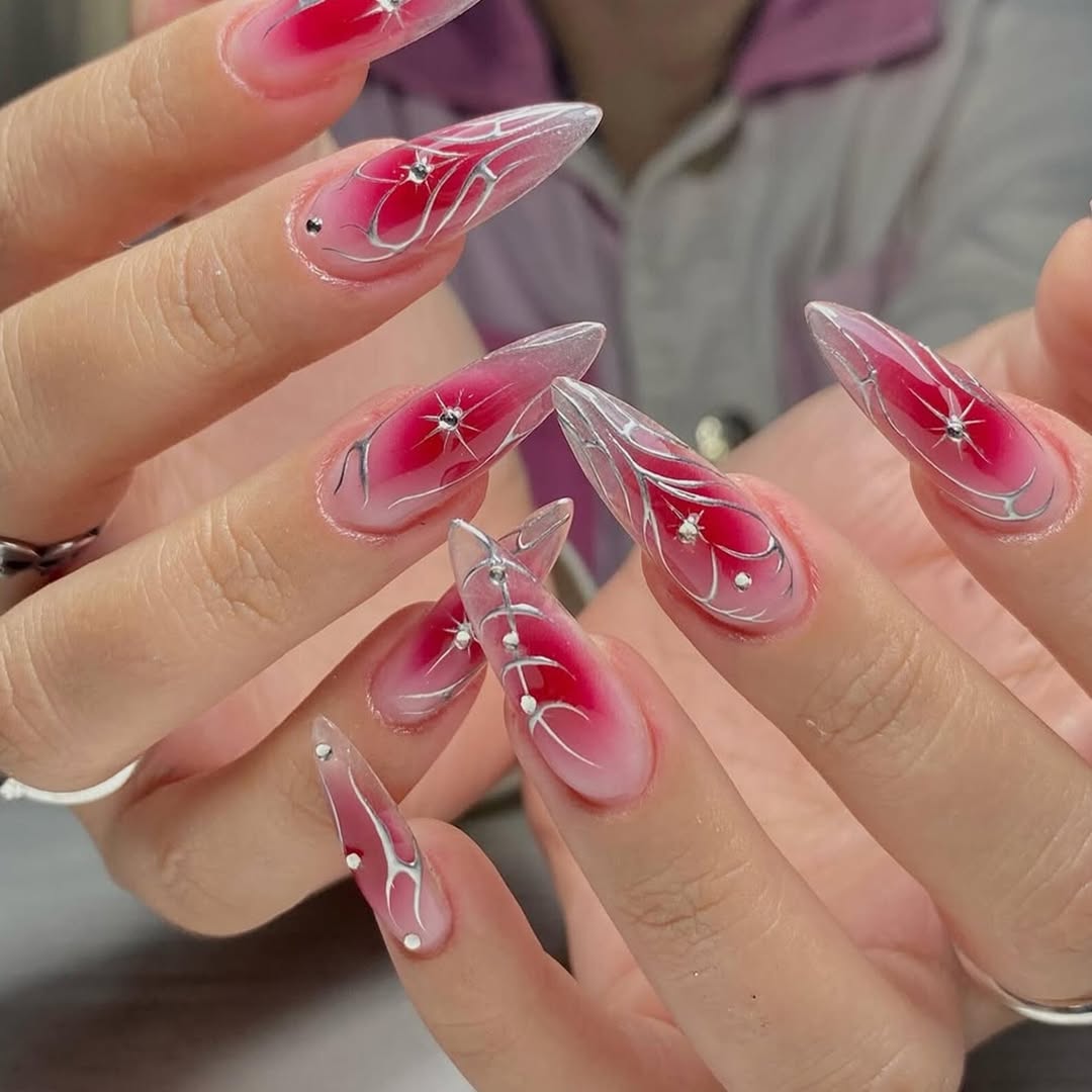 Chrome Swirl Aura Nails
