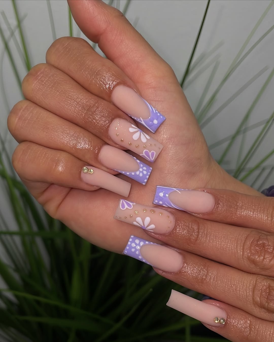 Elaborate Lavender Square Tips