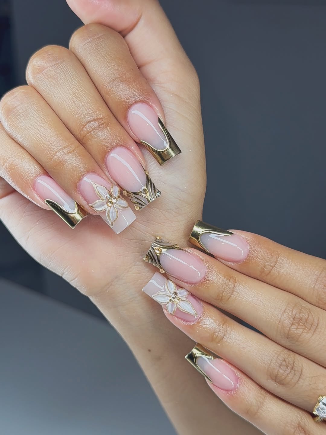 Gold Metallic And White Flower Square Nails