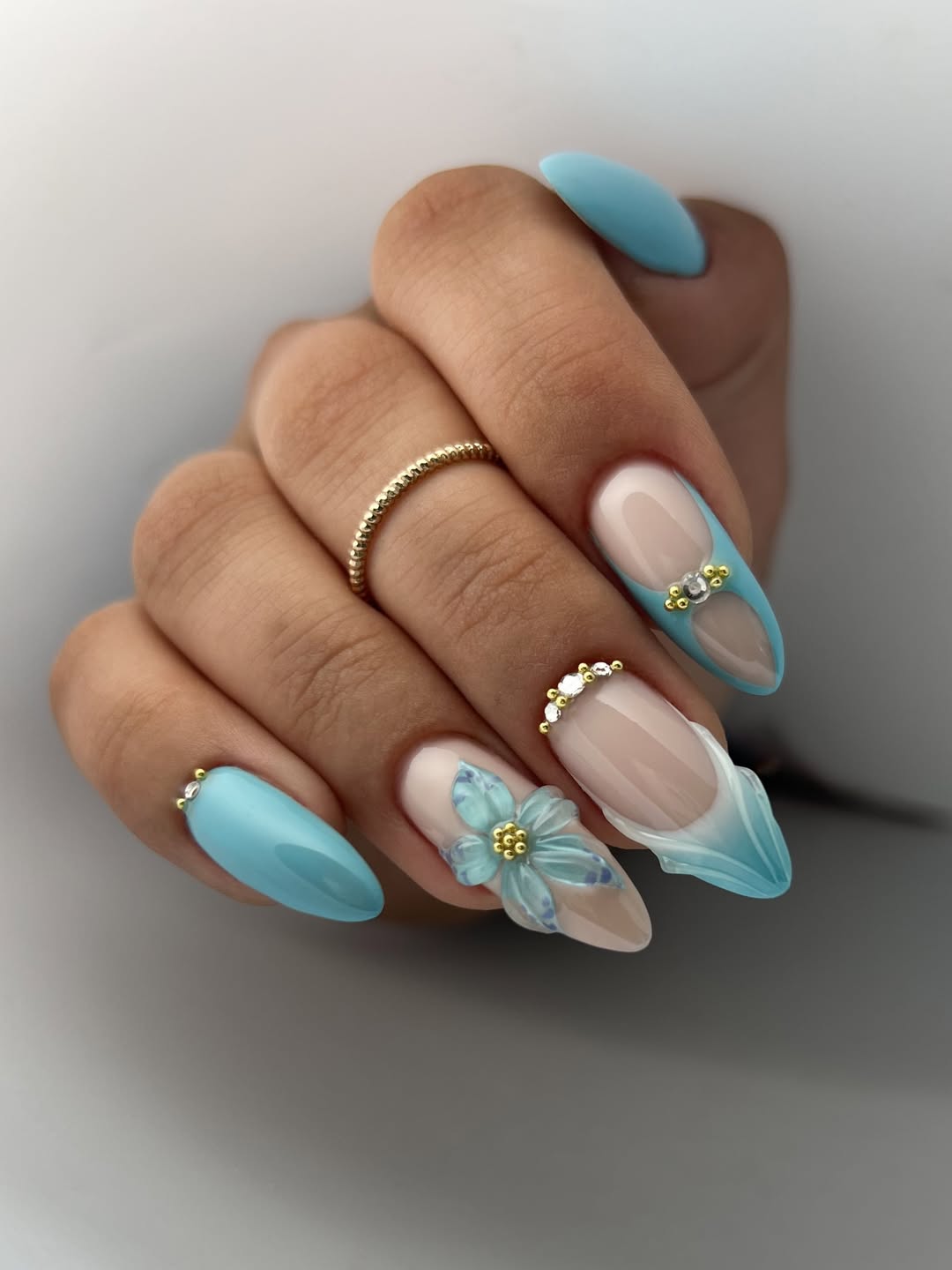 Light Blue 3D Floral and Textured Tips
