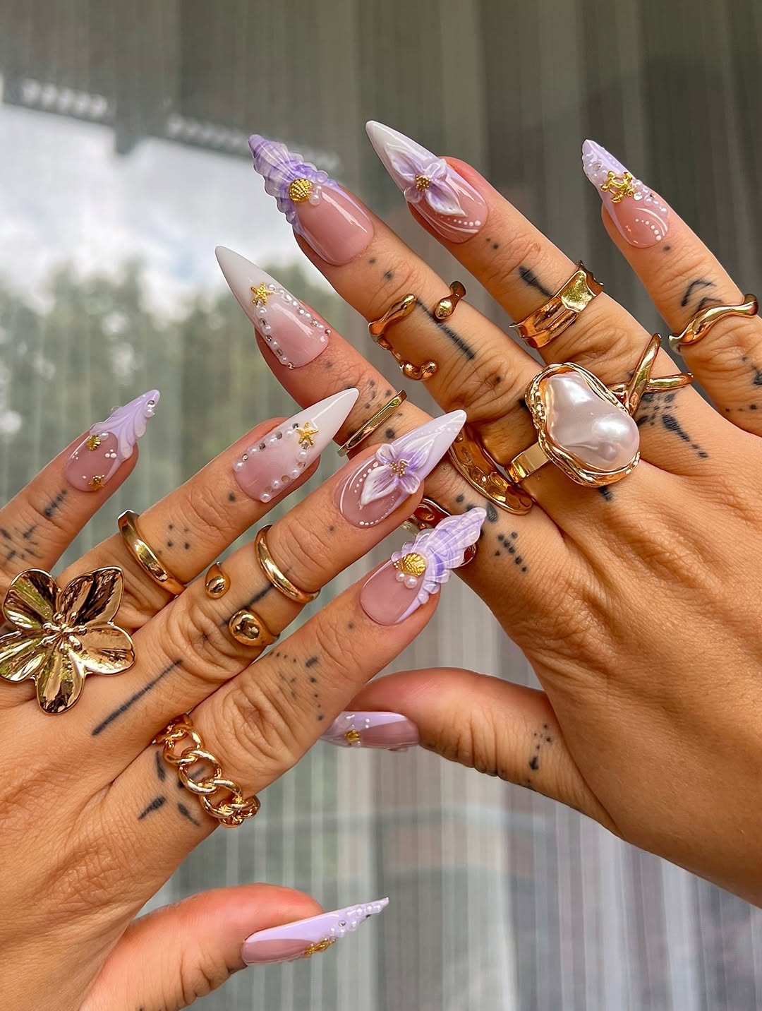 Lilac Seashell And Pearl Pointed Nails