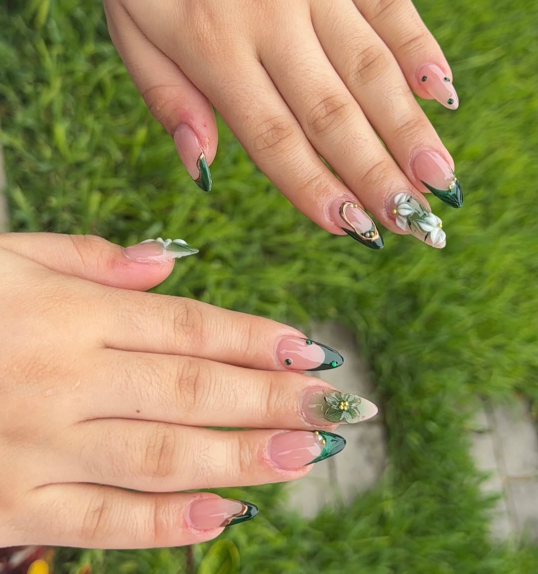 Oval Botanical Forest Designs