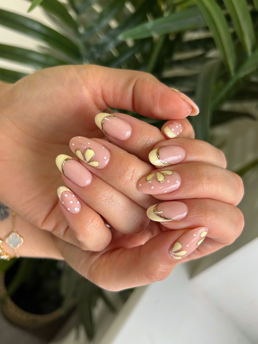 Pale Yellow and Gold Details