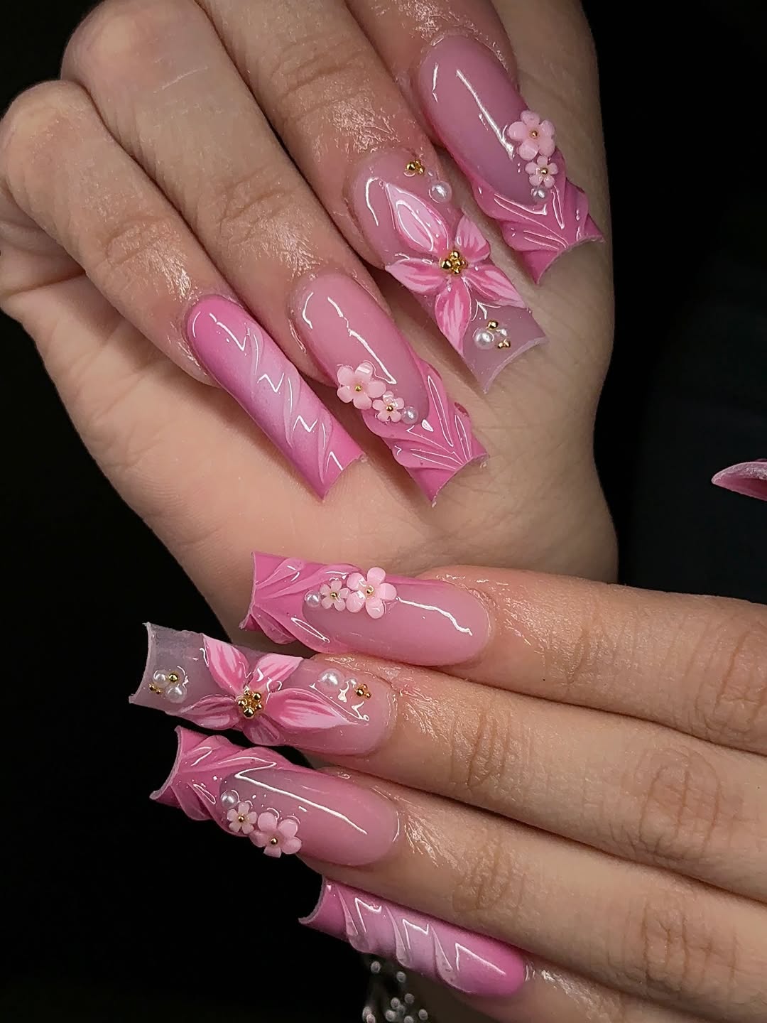 Sculpted Pink Floral Tips