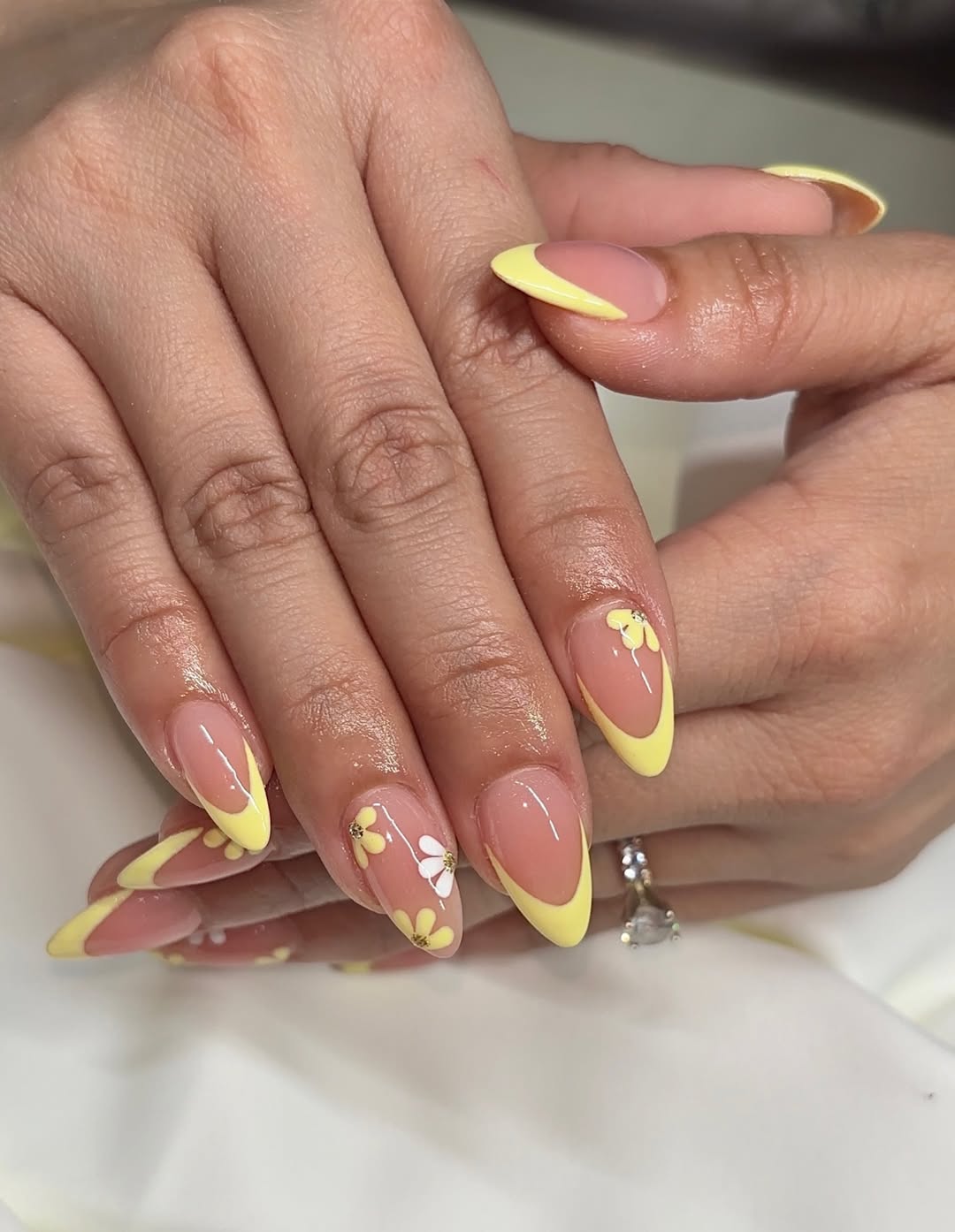 Soft Yellow French and Simple Daisy Almond Nails
