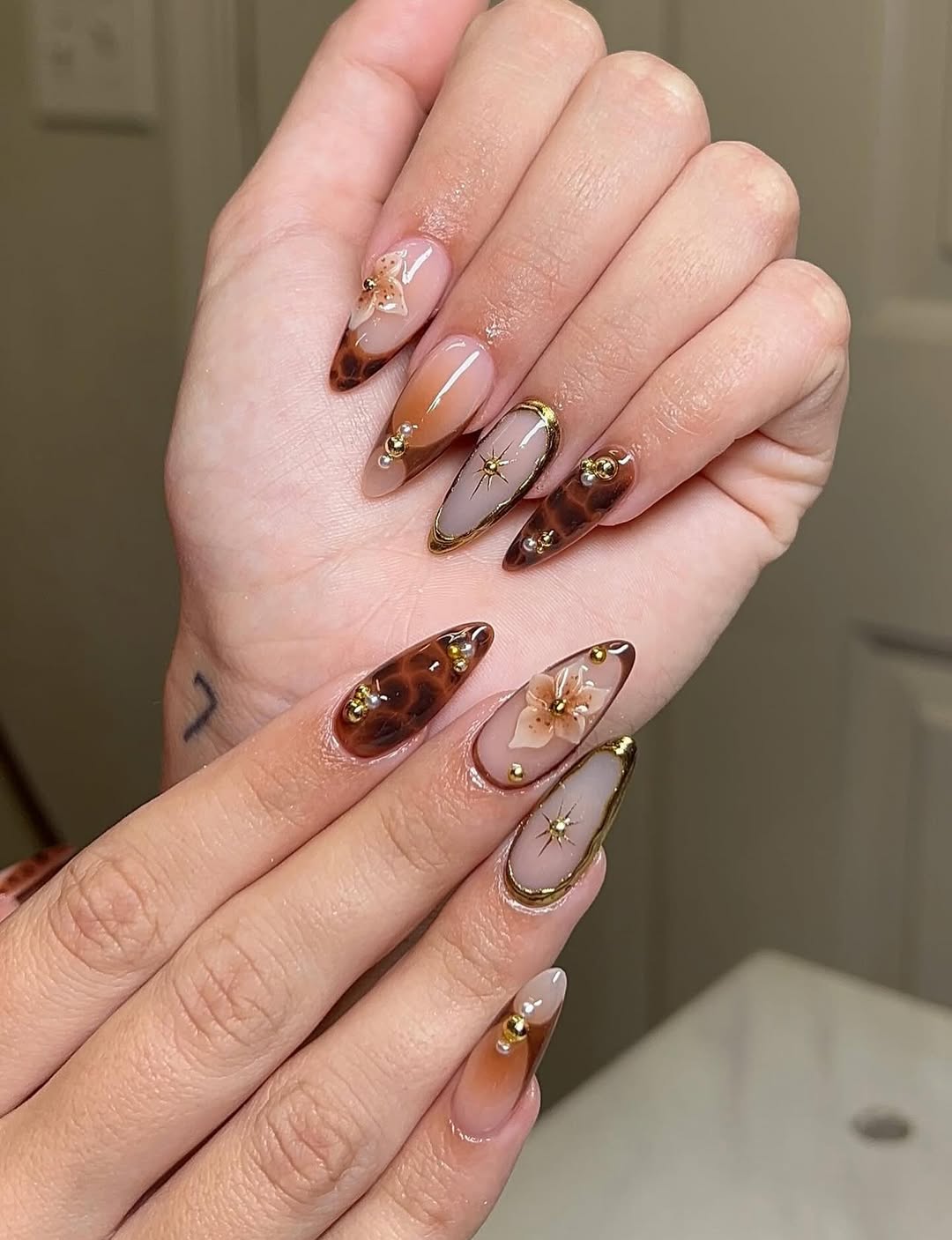 Tortoiseshell Patterns and Floral Accents
