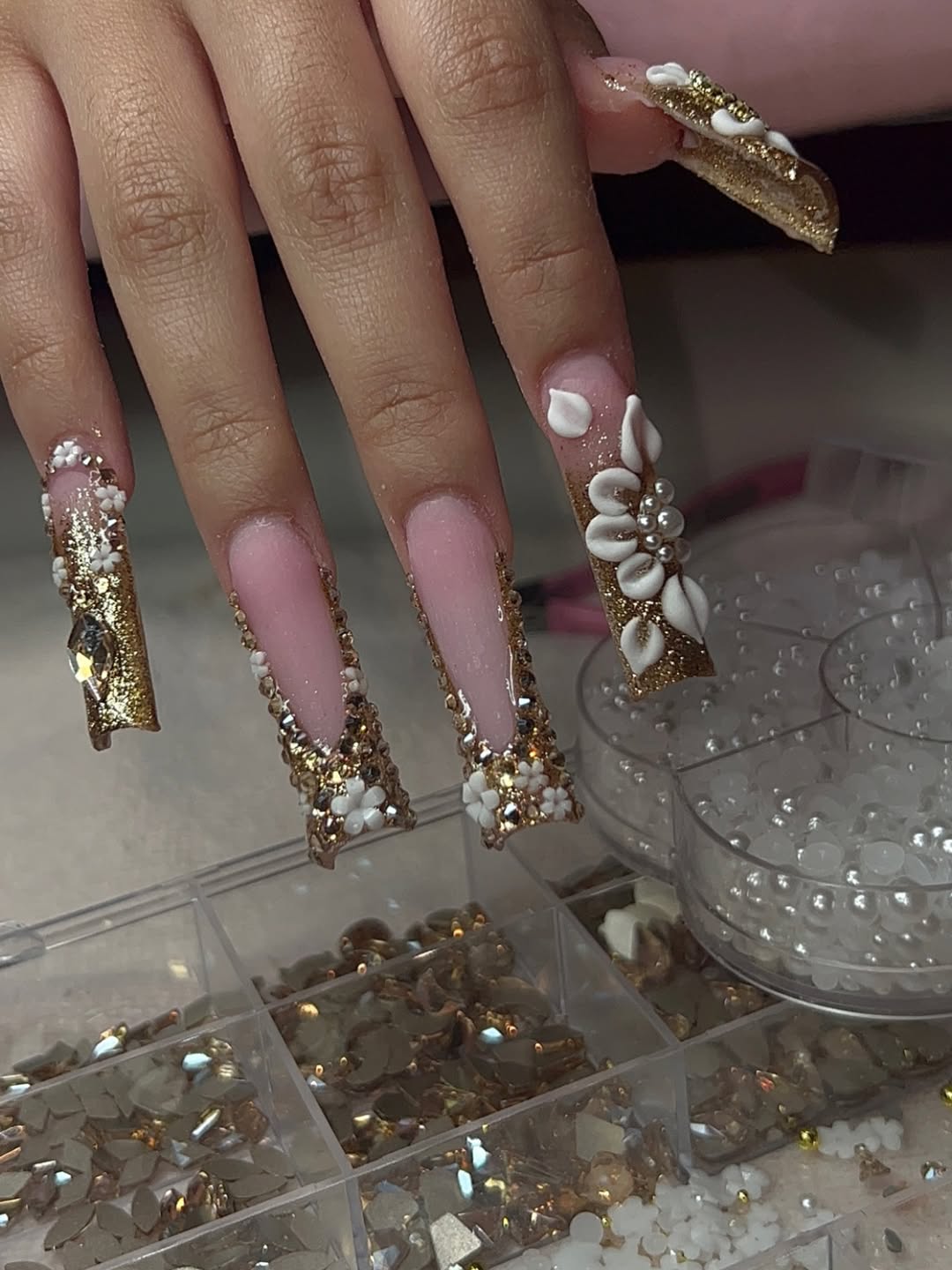 V Shaped Rhinestone and Metallic Tips